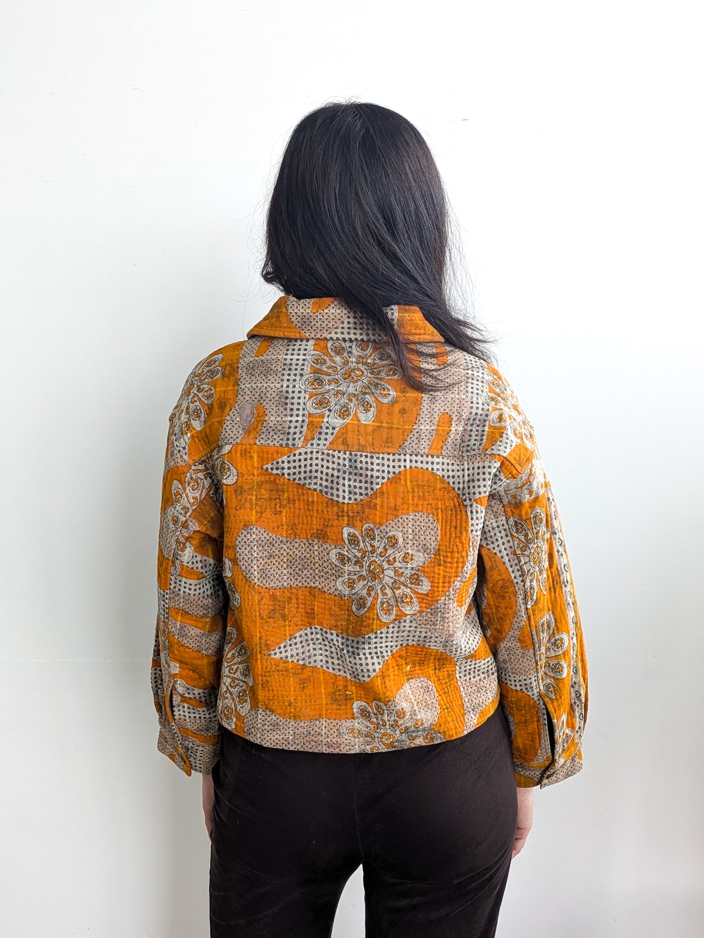 Cofur Kantha jacket Front Pockets