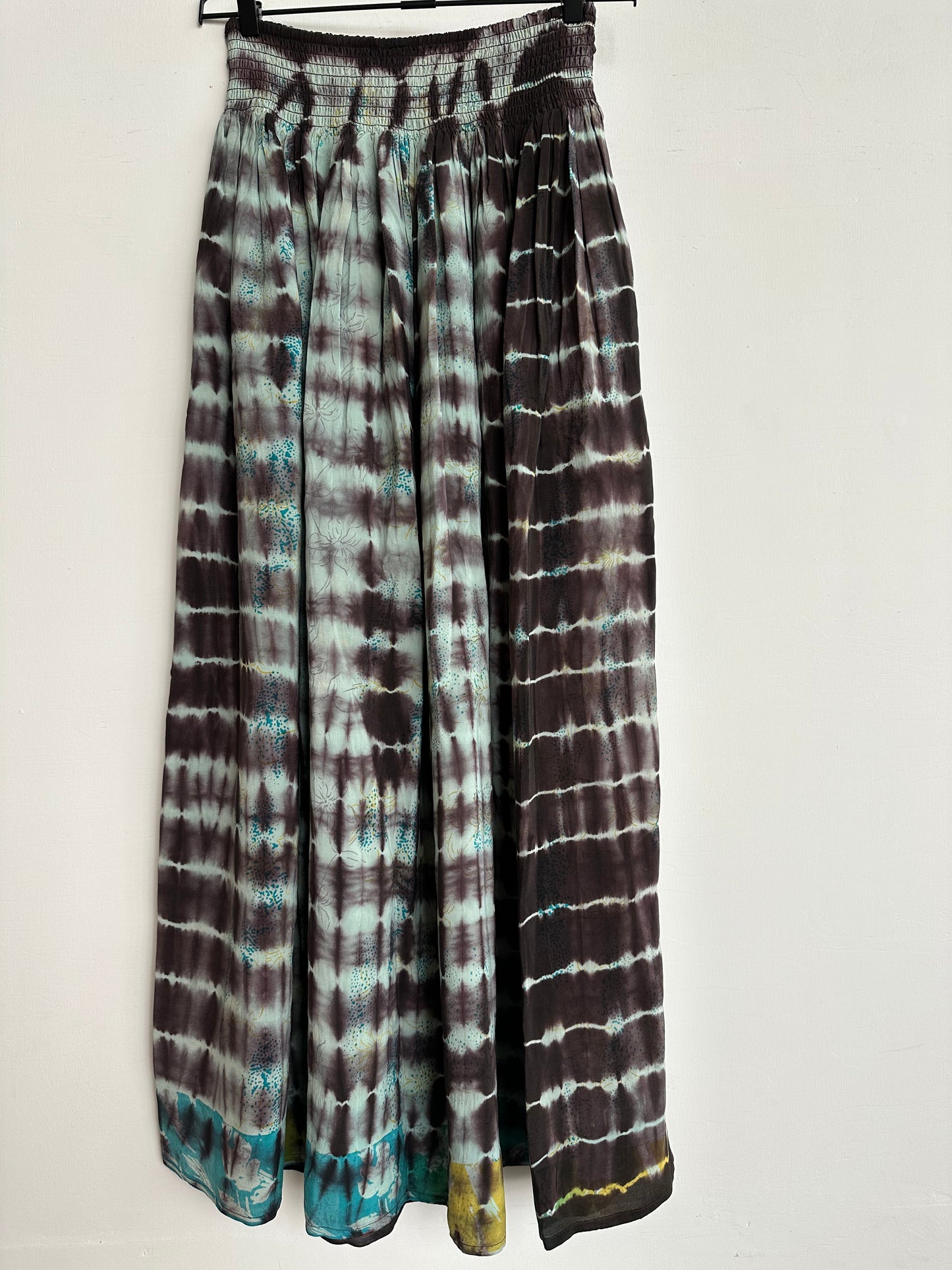 Cofur Hilton skirt
