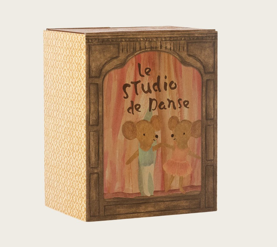 Maileg – Ballet Mice in dance studio