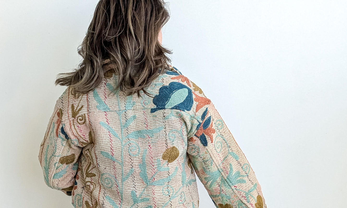 Cofur Kantha jakki - front pockets