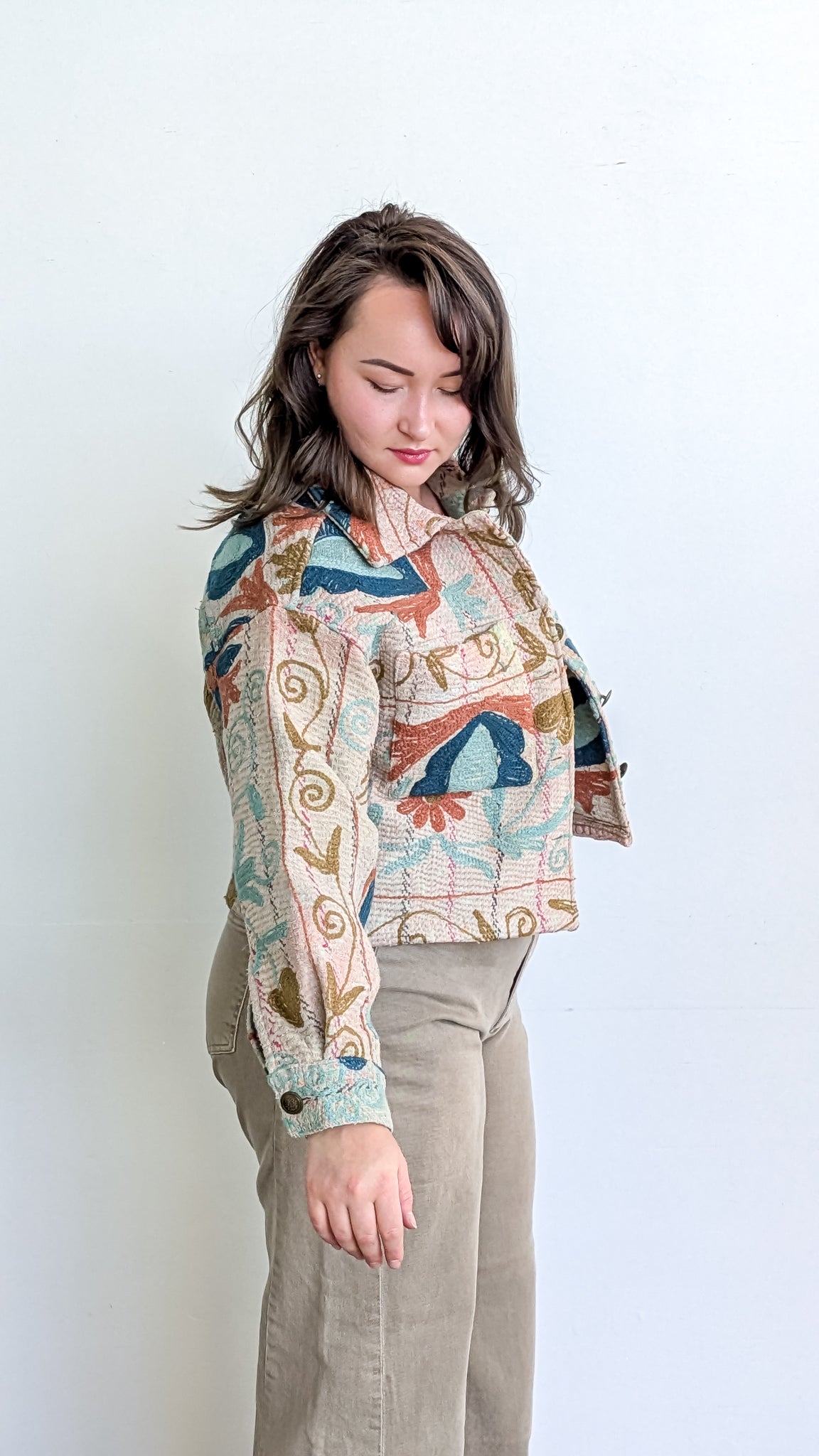 Cofur Kantha jakki - front pockets