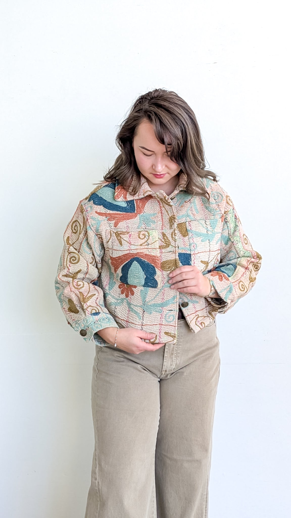 Cofur Kantha jakki - front pockets