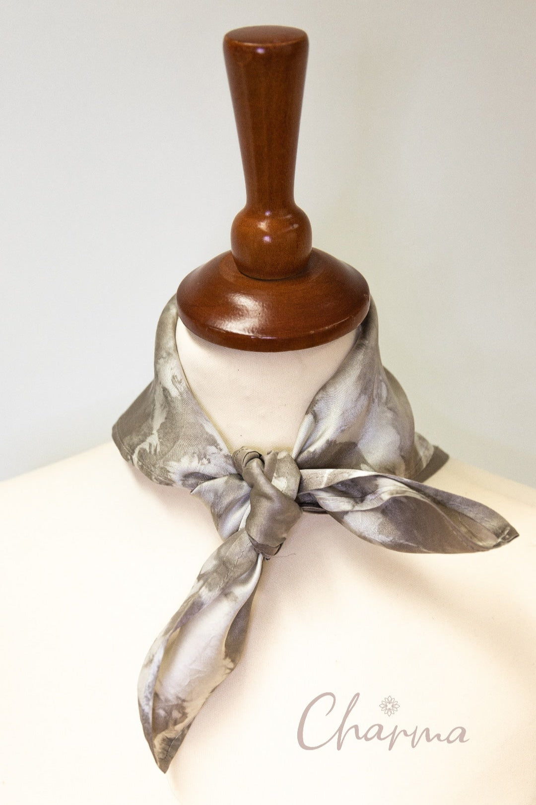 Charma silkiklútur 50x50 cm