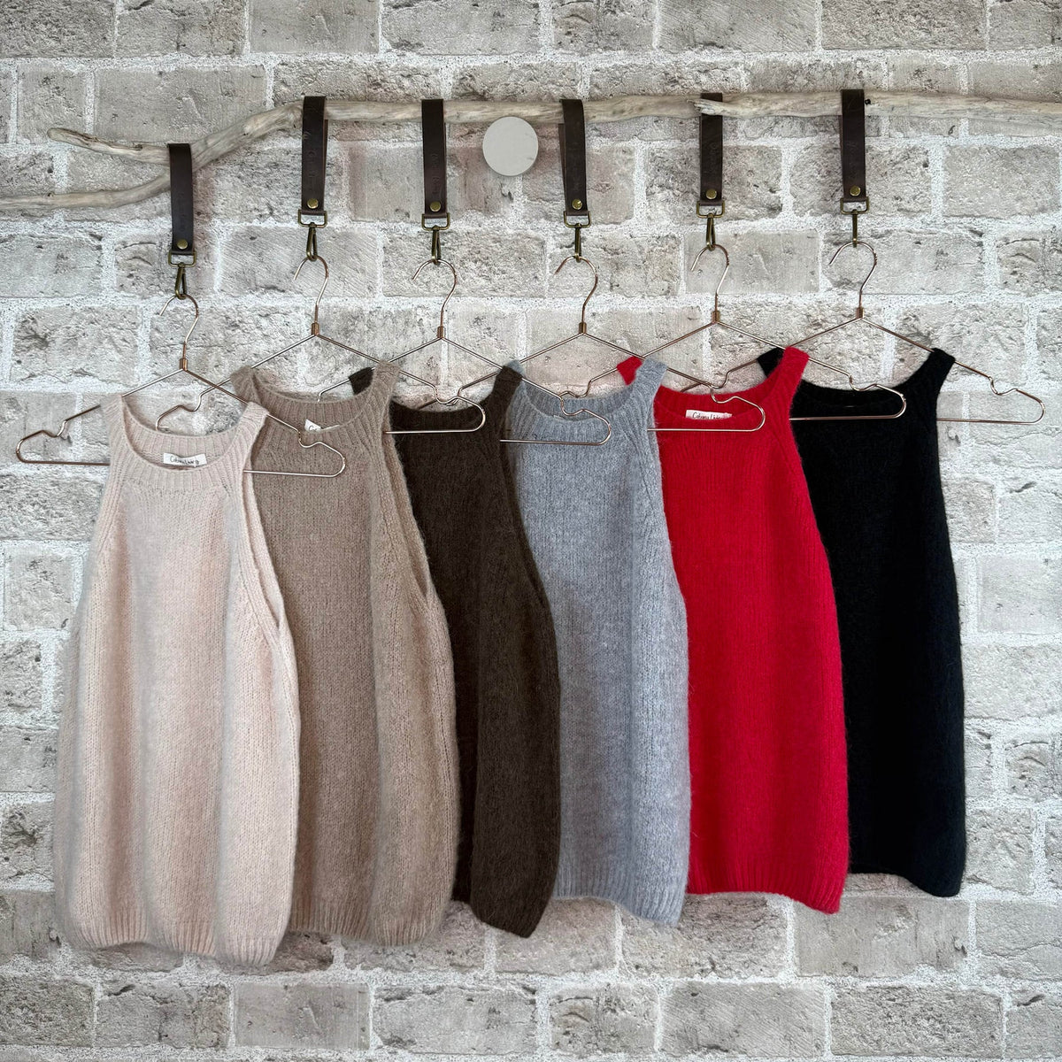 Cabana Mira Top - Prjónavesti - 5 litir