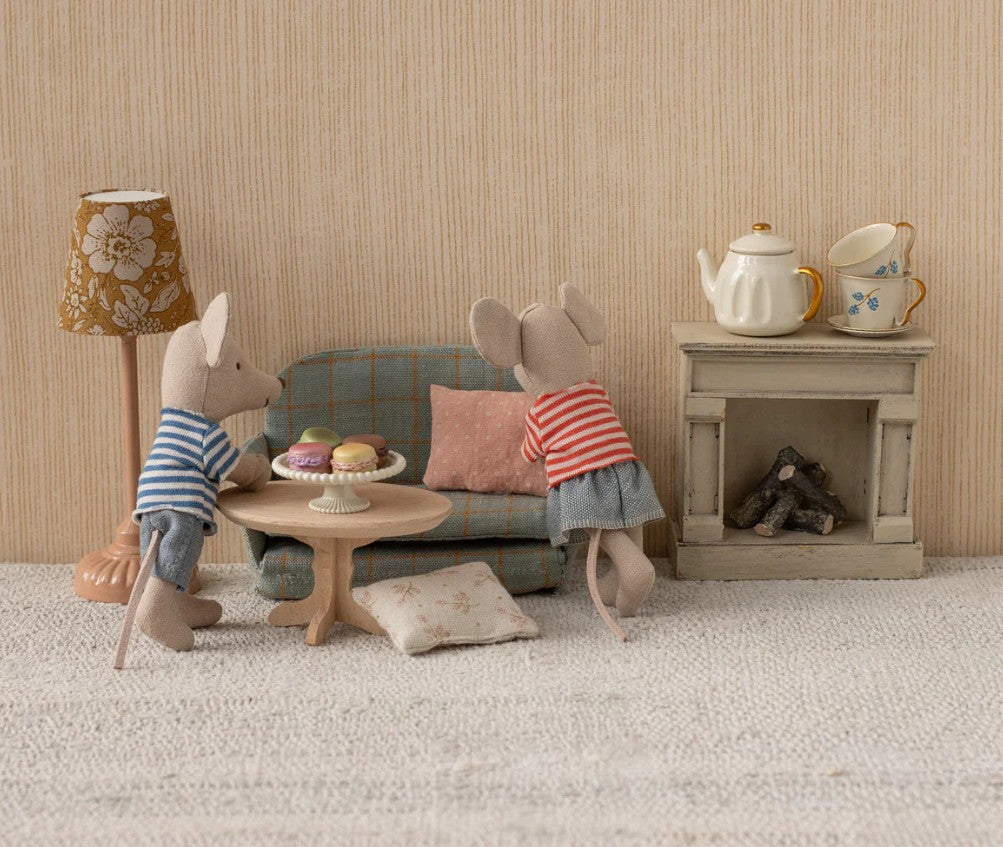 Maileg - Oval coffee table, Mouse