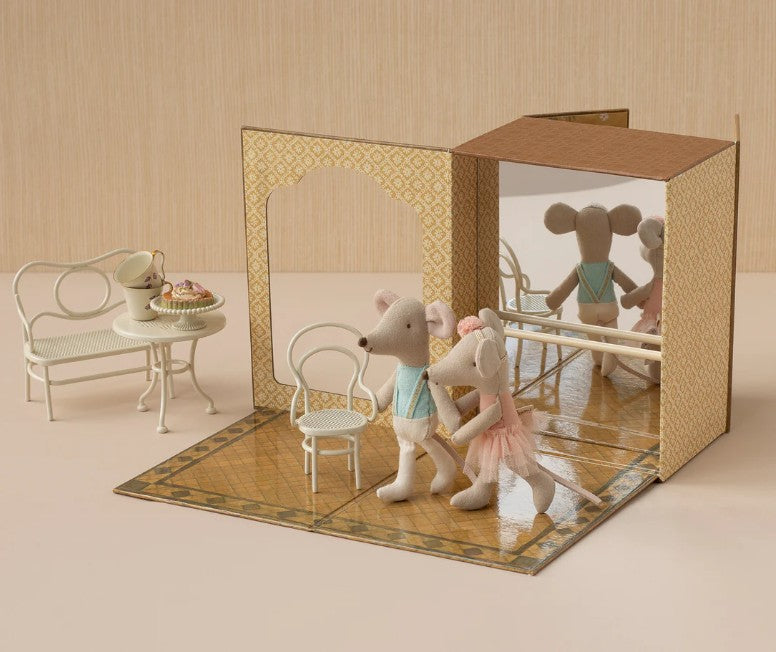 Maileg – Ballet Mice in dance studio