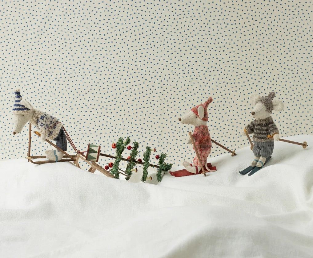 Maileg – Winter mouse With ski, Dad