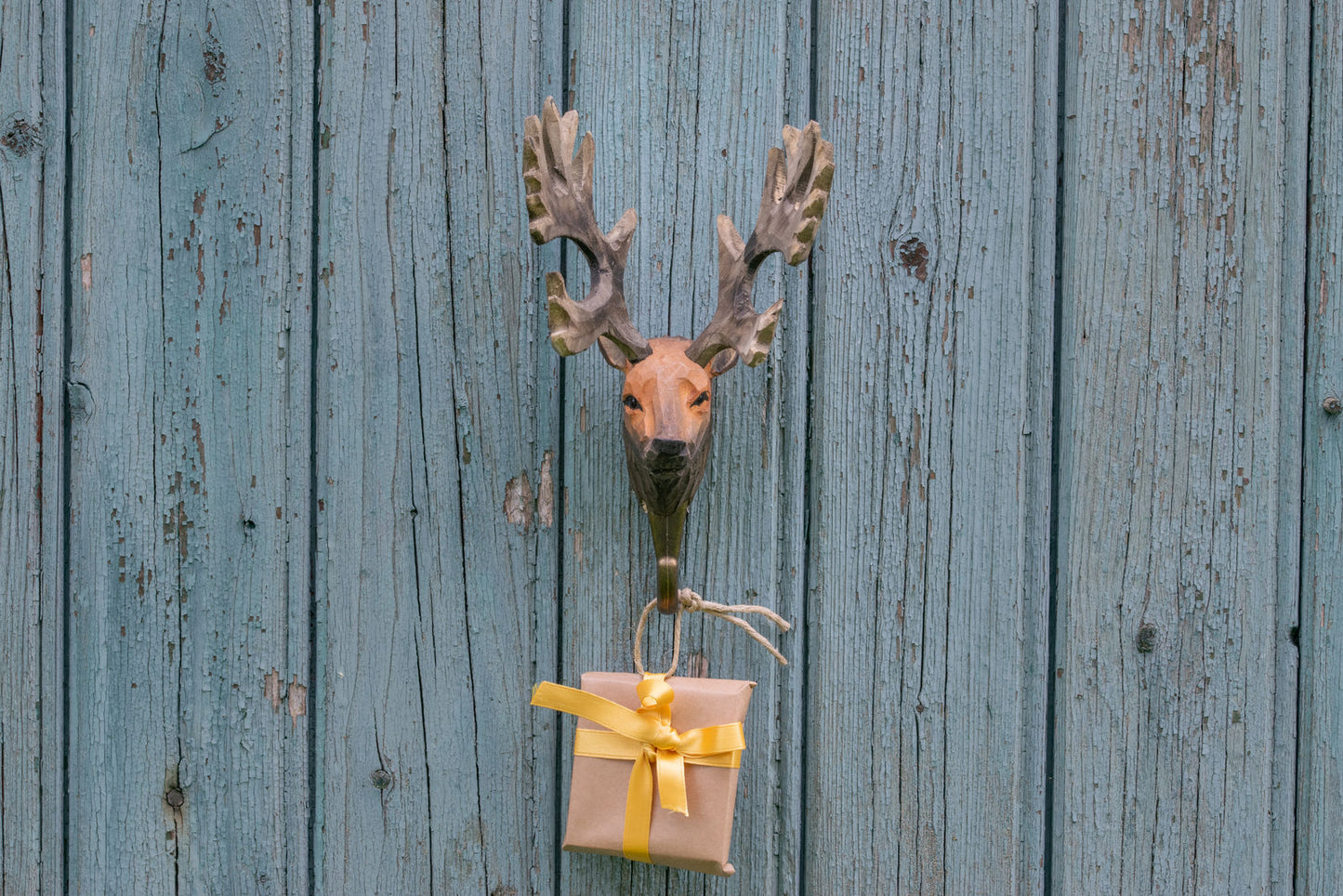 Norðuratlantshafsfjölskyldan – Tálgaðir trésnagar