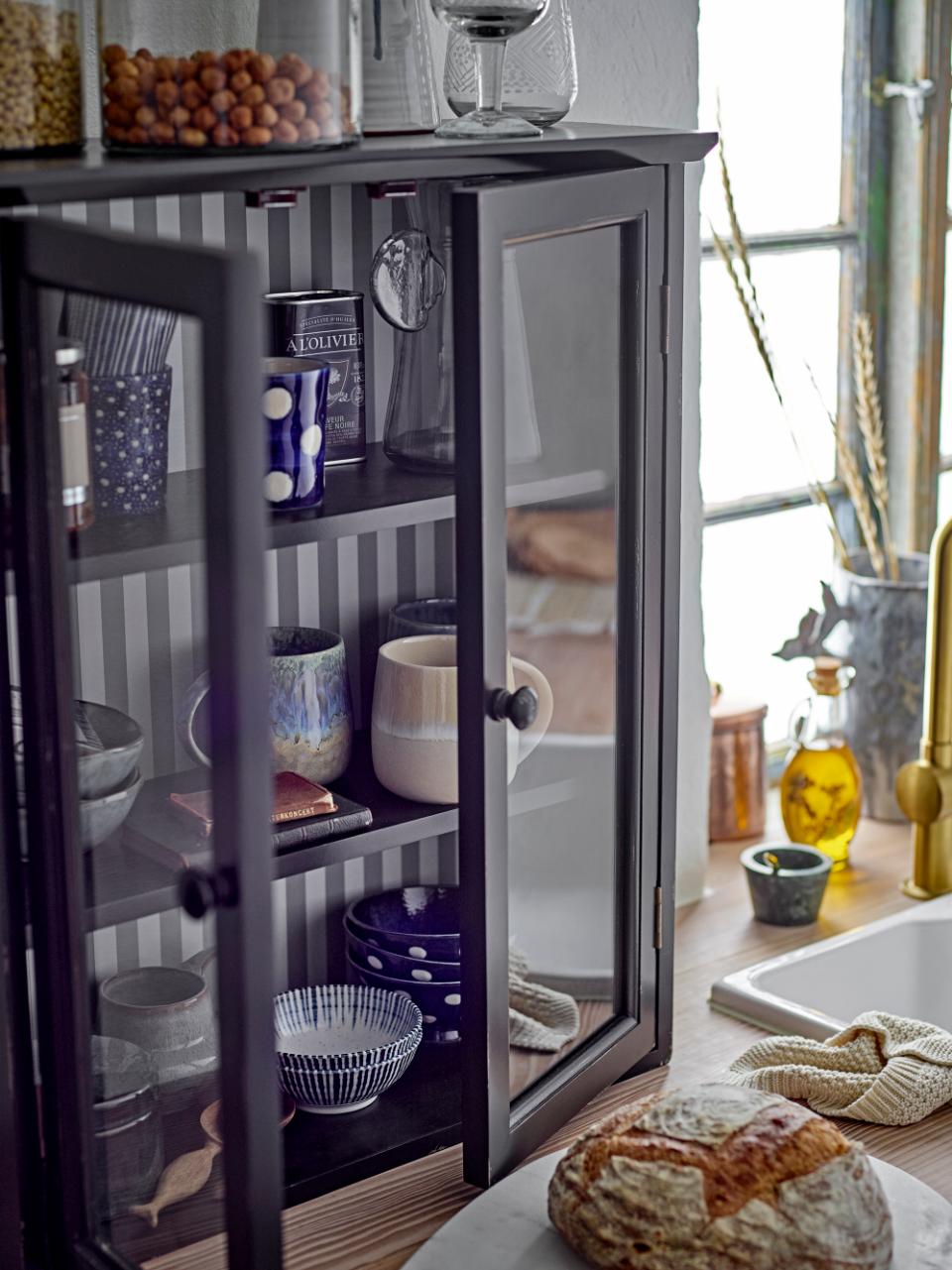 Bloomingville - Camellia skál doppótt